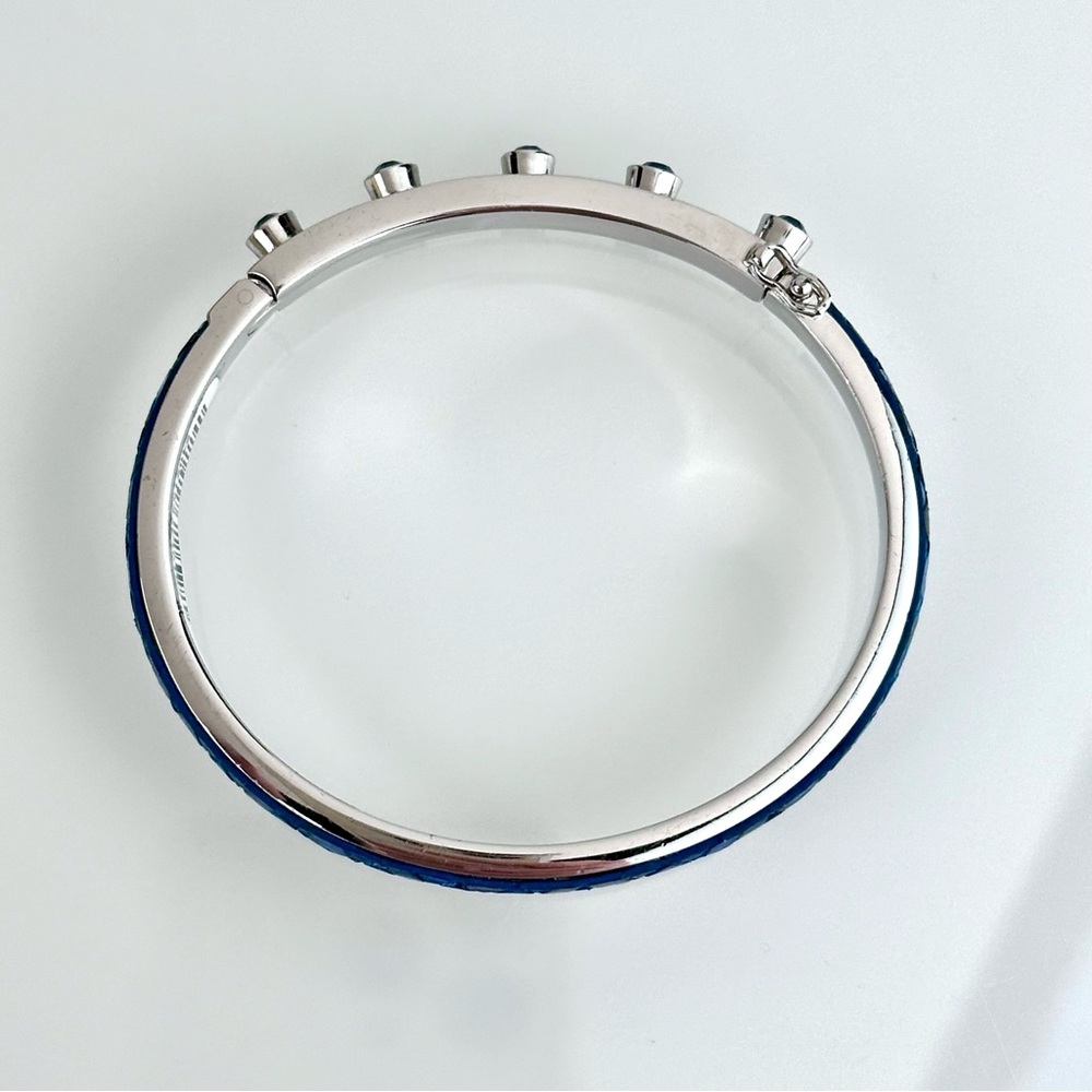 Henry Bendel Blue Crystal Python Silver Plated Bangle Bracelet NWT - Picture 9 of 9